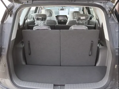 2025 هيونداي ستاريا