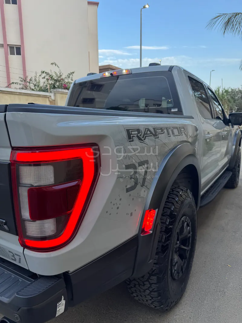 2023 فورد اف 150 رابتور