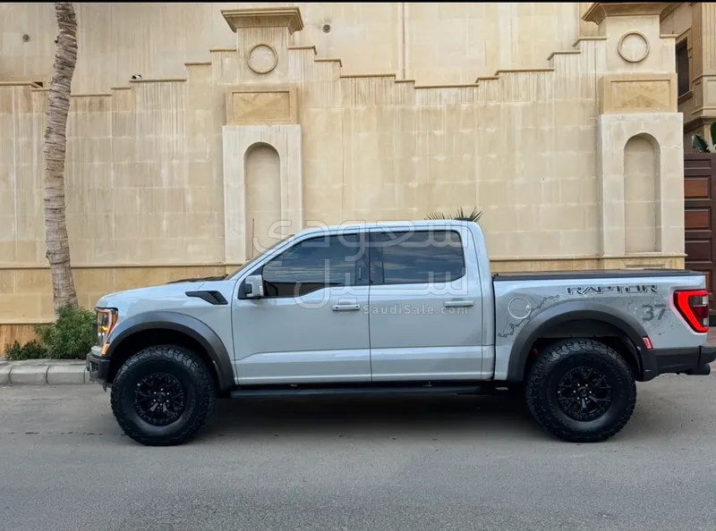 2023 فورد اف 150 رابتور