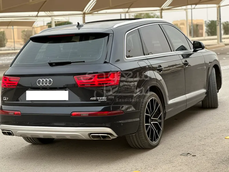 2017 اودي كيو 7 سوبر تشارج