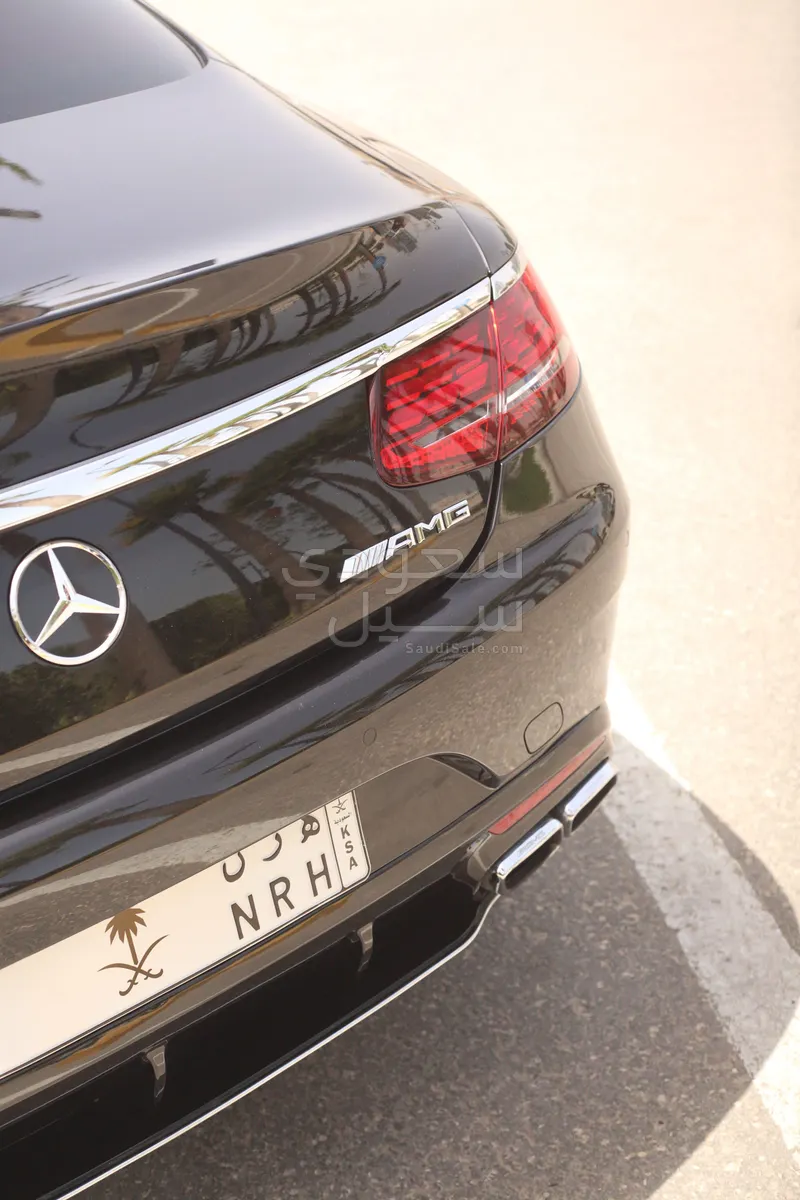 2015 مرسيدس - بنز إس 63 كوبيه