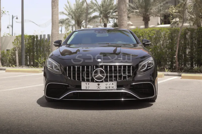 2015 مرسيدس - بنز إس 63 كوبيه