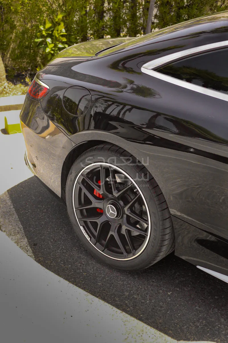 2015 مرسيدس - بنز إس 63 كوبيه