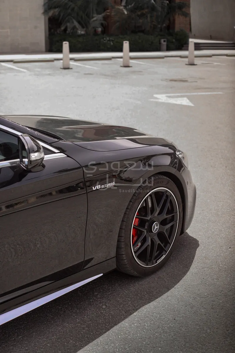 2015 مرسيدس - بنز إس 63 كوبيه