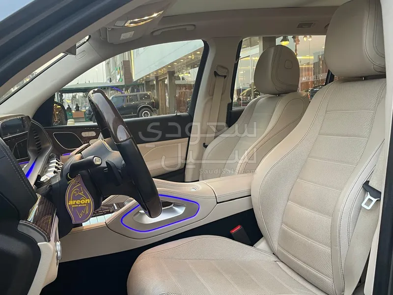 2022 مرسيدس - بنز جي إل إس 450