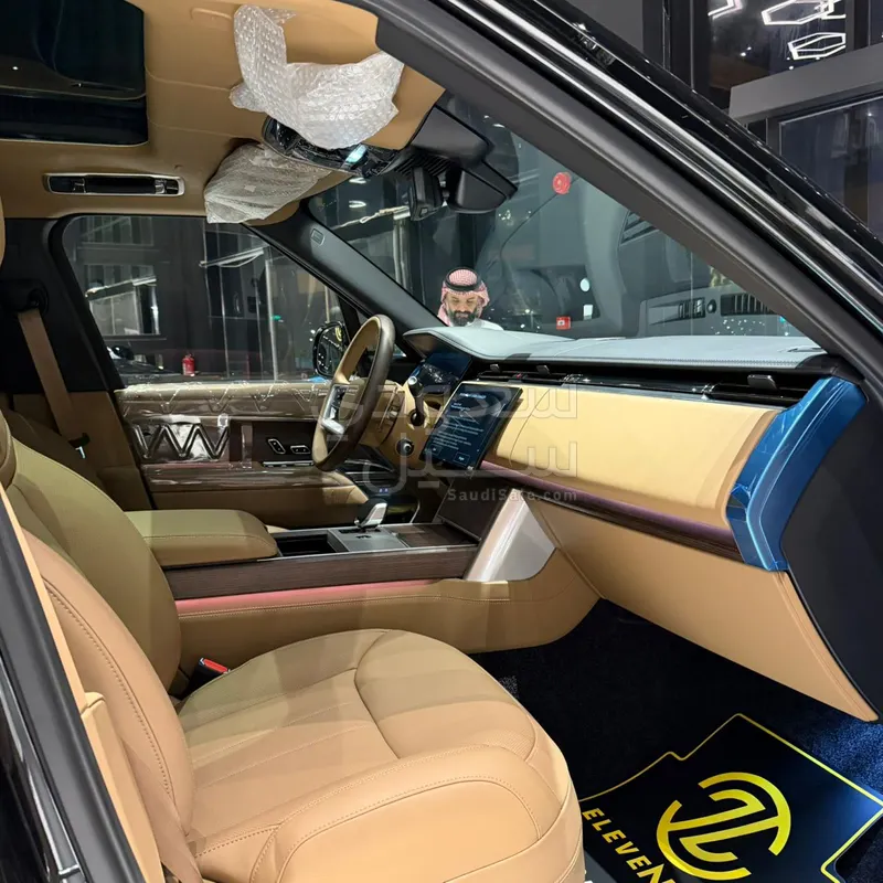 2026 لاند روفر رينج روفر اوتوبيوغرافي