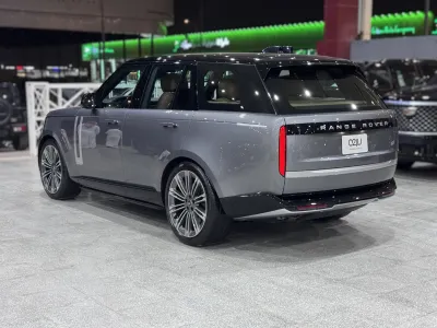 2025 لاند روفر رينج روفر اوتوبيوغرافي
