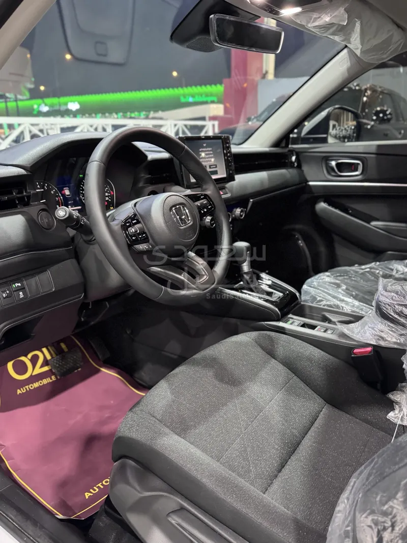 2025 هوندا اتش ار في