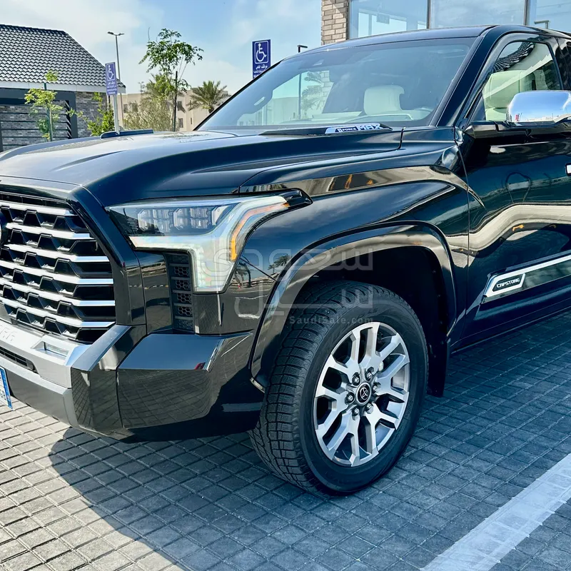 2024 تويوتا تندرا كابستون