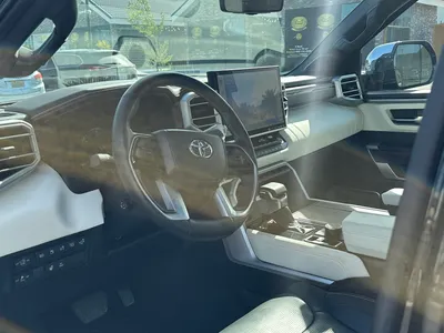 2024 تويوتا تندرا كابستون