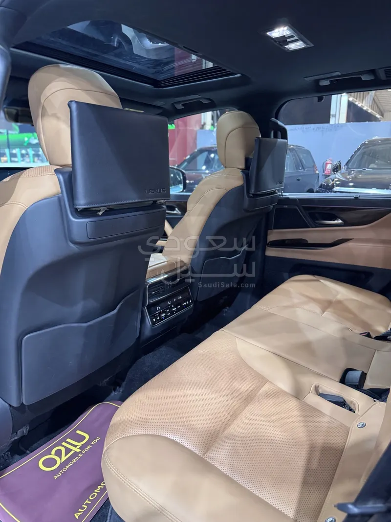 2025 لكزس إل إكس 600