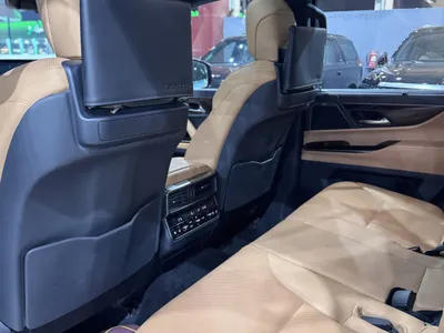 2025 لكزس إل إكس 600