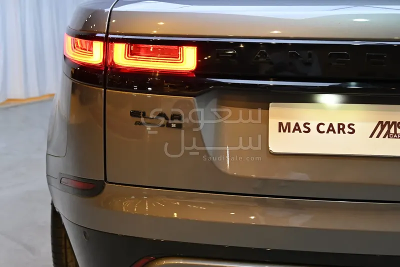 2021 لاند روفر رينج روفر فيلار اس