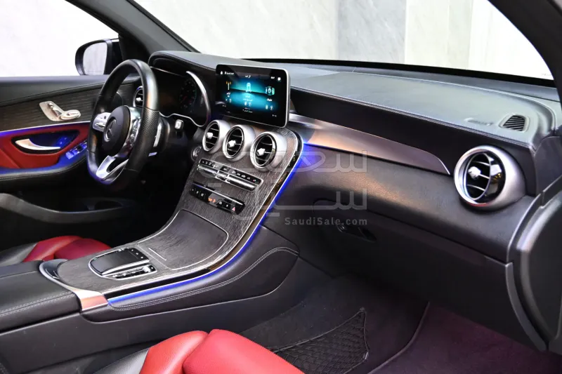 2020 مرسيدس - بنز جي إل سي 200