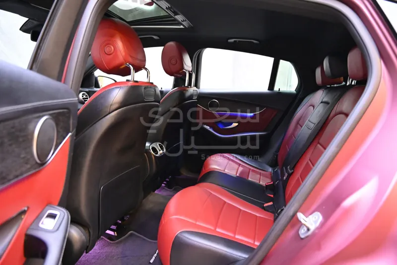 2020 مرسيدس - بنز جي إل سي 200