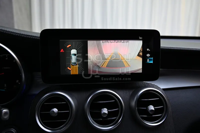 2020 مرسيدس - بنز جي إل سي 200