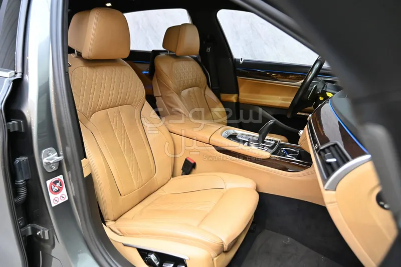 2017 بي ام دبليو الفئة السابعة 740 إل أي