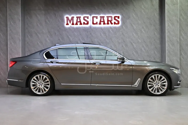 2017 بي ام دبليو الفئة السابعة 740 إل أي