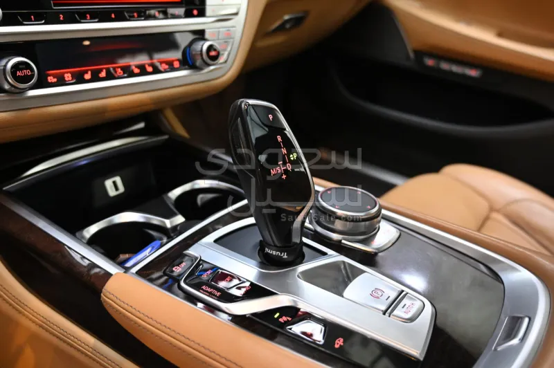 2017 بي ام دبليو الفئة السابعة 740 إل أي