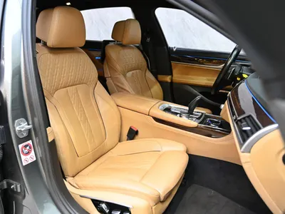 2017 بي ام دبليو الفئة السابعة 740 إل أي