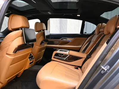 2017 بي ام دبليو الفئة السابعة 740 إل أي