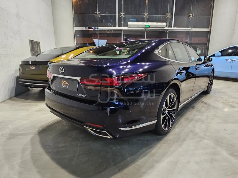 2022 Lexus LS 350