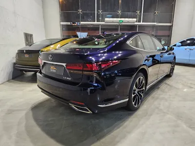 2022 Lexus LS 350