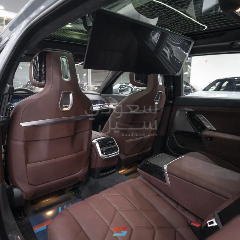 2026 بي ام دبليو الفئة السابعة 740أي