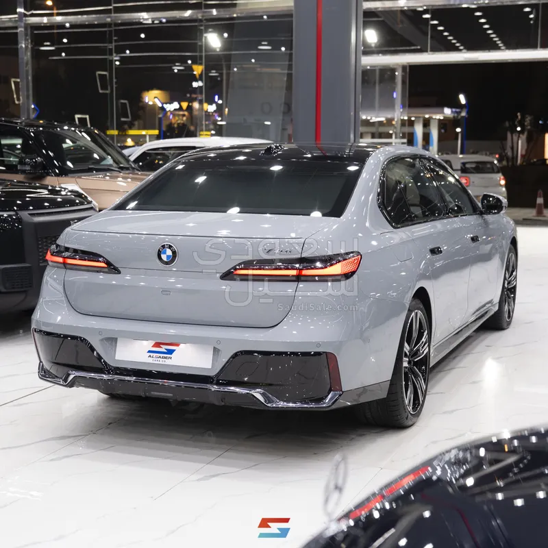 2026 بي ام دبليو الفئة السابعة 740أي