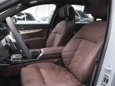 2026 بي ام دبليو الفئة السابعة 740أي