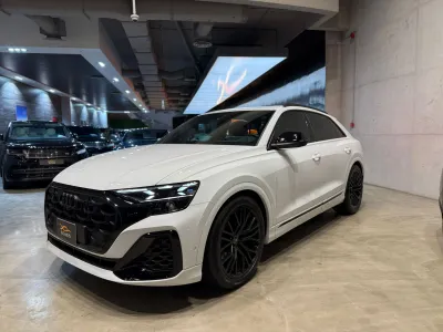 2024 Audi Q8 S Line