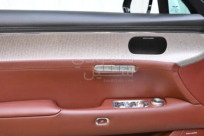 2025 جينيسيس جي 90