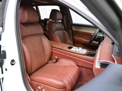 2025 جينيسيس جي 90