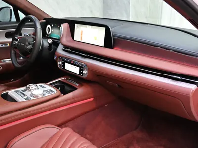 2025 جينيسيس جي 90