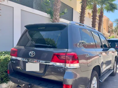 2016 تويوتا لاند كروزر جي اكس ار