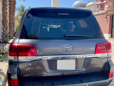 2016 تويوتا لاند كروزر جي اكس ار