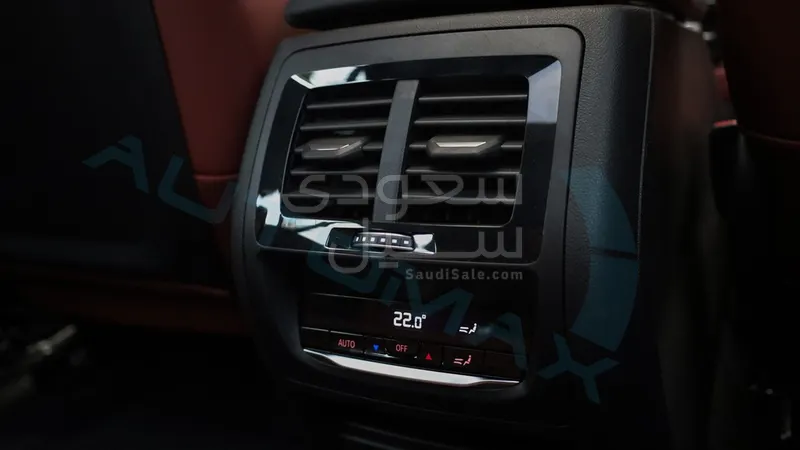 2025 بي ام دبليو الفئة اكس 4