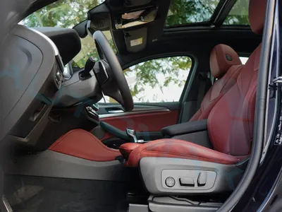 2025 بي ام دبليو الفئة اكس 4