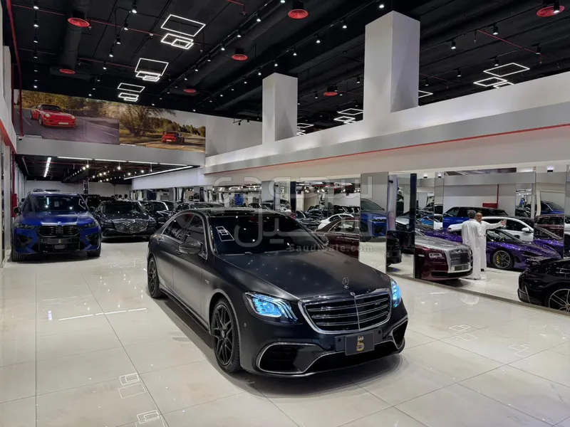 2018 مرسيدس - بنز إس 65 أي إم جي