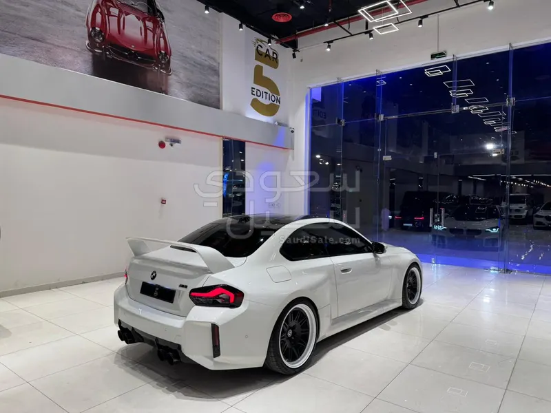 2024 بي ام دبليو الفئة ام إم 2