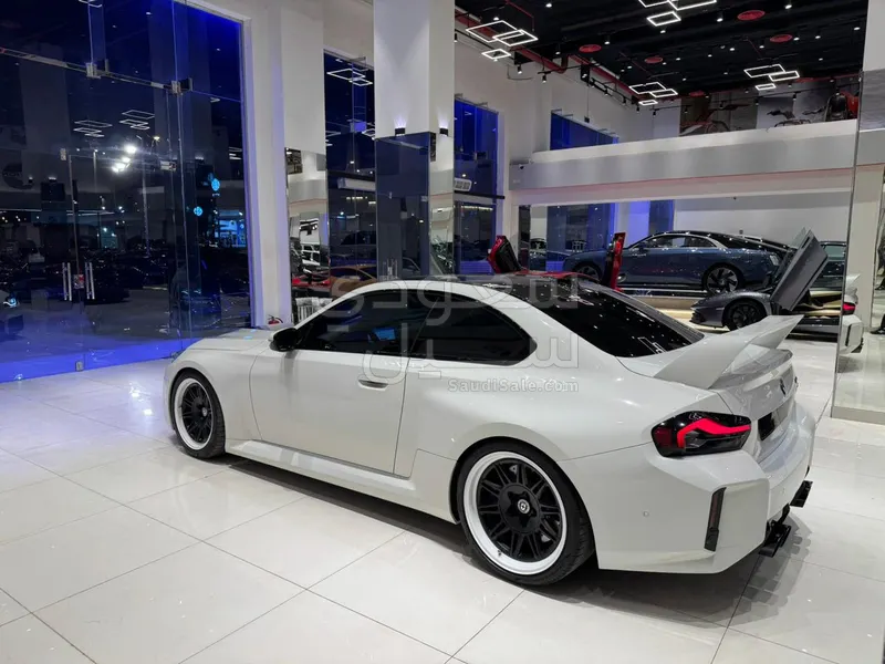 2024 بي ام دبليو الفئة ام إم 2