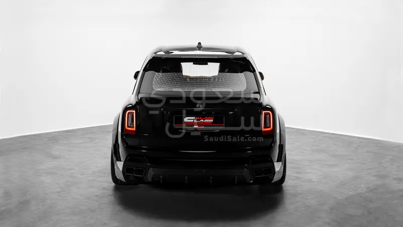 2026 رولز رويس كولينان بلاك بادج