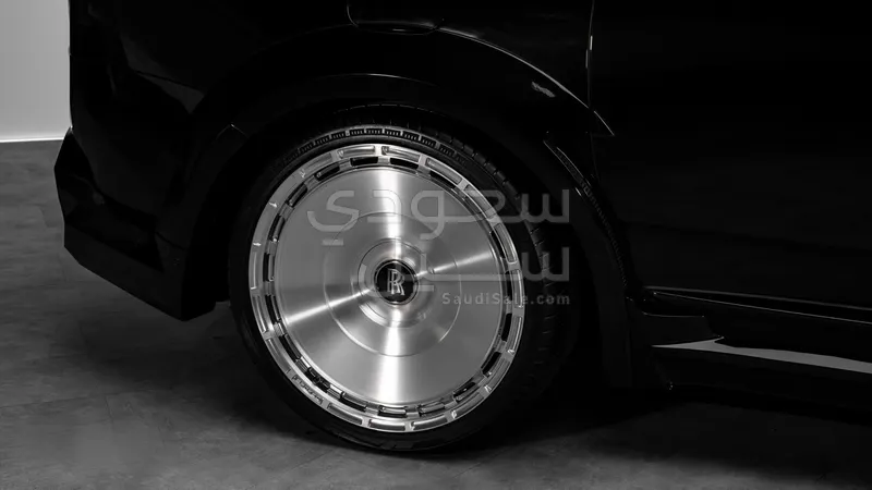 2026 رولز رويس كولينان بلاك بادج