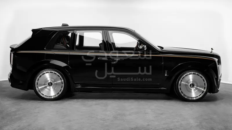 2026 رولز رويس كولينان بلاك بادج