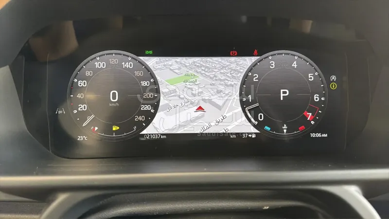 2025 لاند روفر ديفيندر 130 اكس