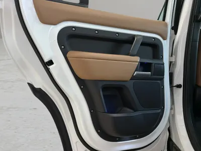 2025 لاند روفر ديفيندر 130 اكس