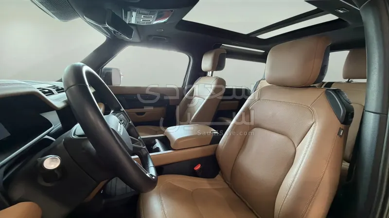 2025 لاند روفر ديفيندر 90