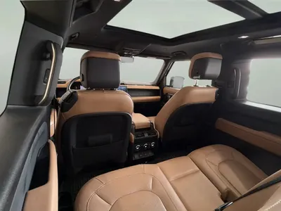 2025 لاند روفر ديفيندر 90