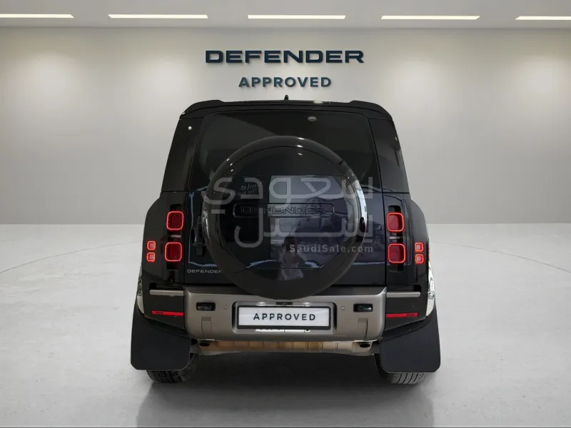 2025 لاند روفر ديفيندر اكس 110