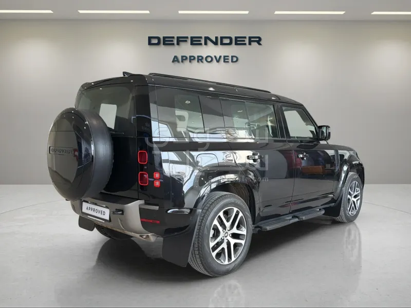 2025 لاند روفر ديفيندر اكس 110